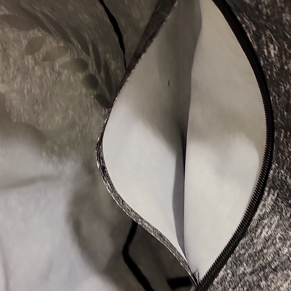 NWT VICTORIA'S SECRET PINK Weekender ZIP BAG. - Picture 8 of 13